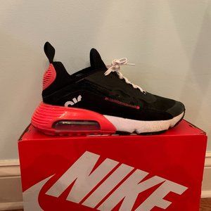 Nike Men's Air Max 2090 SP